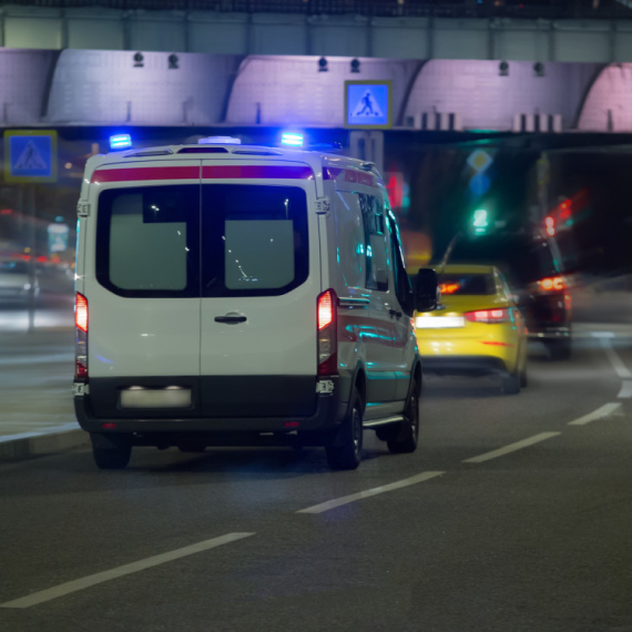 Pešak oboren na Banjici: Zadobio teške povrede
