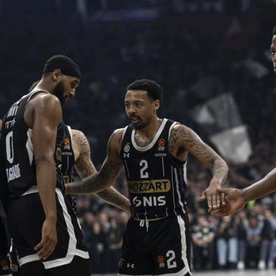 B92.sport saznaje: Haos u Beogradu – napadnuti košarkaši Partizana VIDEO